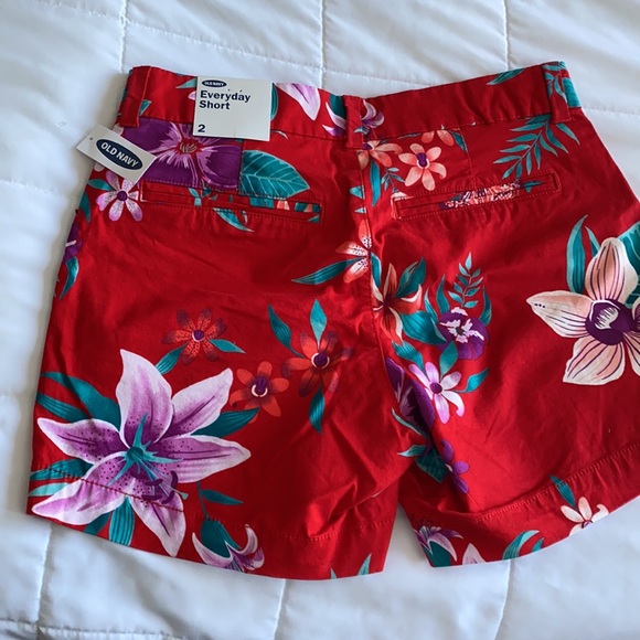 Old Navy Tropical Floral Print Everyday Short 2 new magnum pi tom selleck - Picture 5 of 5